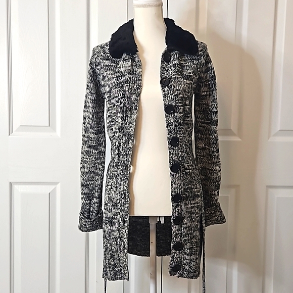 Vintage Chesley Sweater Size Med. - Picture 8 of 11